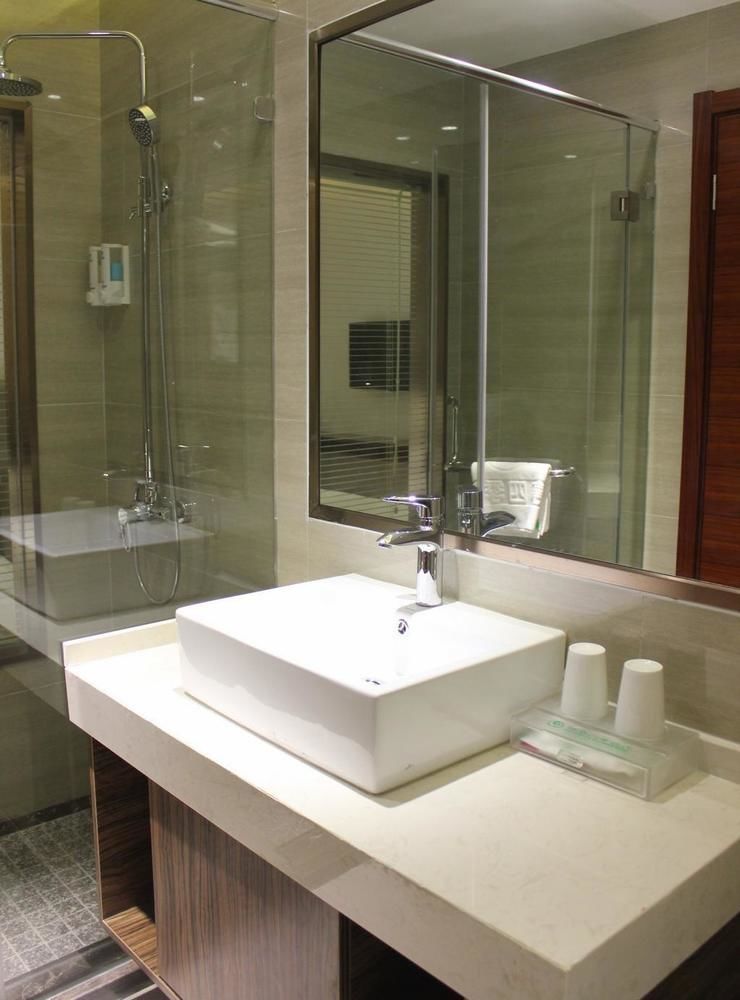 Yiting Si Ji Hotel Nantong Gongnong North Road Exterior foto